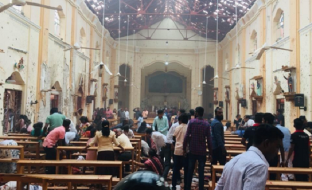 Pasqua di sangue in Sri Lanka, 7 esplosioni con almeno 156 morti