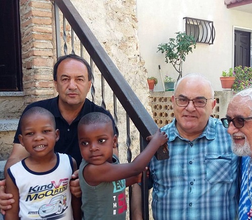 Mimmo Lucano a Siracusa, domani l'incontro a Bosco Minniti