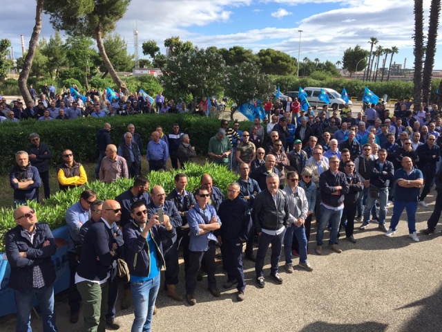 Siracusa, ordinanza prefettizia: assemblea dei lavoratori della zona industriale