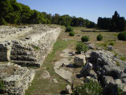 Siracusa, Parco Archeologico: Riili "Rivedere la perimetrazione"
