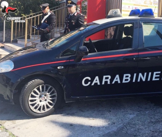 Augusta, autolavaggio sprovvisto di licenza: sequestrato