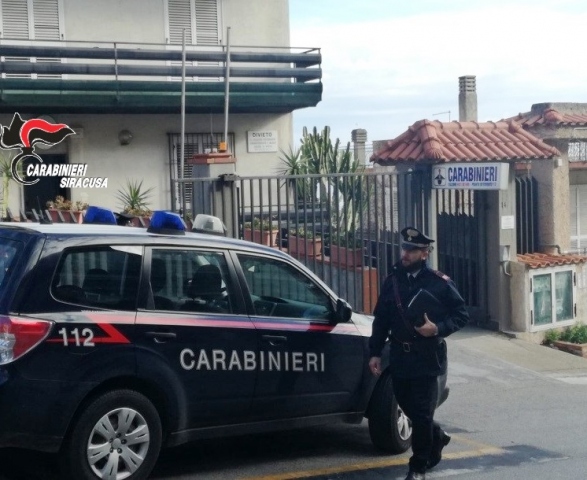 Melilli, minaccia ex moglie nonostante i domiciliari: in carcere