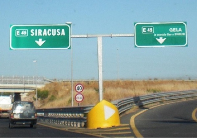 Siracusa-Gela, Marziano: "Buche e dissesti nel manto stradale"