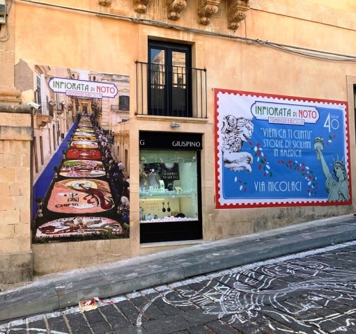 Noto, parte l'Infiorata: la realizzazione dei bozzetti durerà tutta la notte