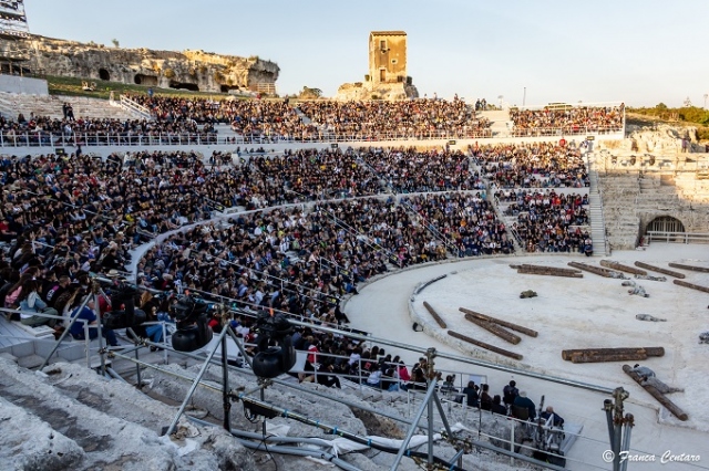 Siracusa, l'Eschilo d'oro a un'attrice premio Oscar: sabato sarà svelata l'identità