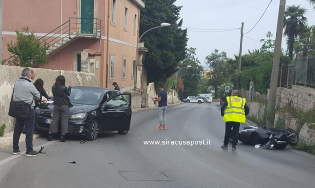Siracusa, incidente in via Necropoli Grotticelle: coinvolto uno scooter e un'autovettura