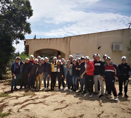 Siracusa, studenti avolesi a “lezione” nella riserva Grotta Monello