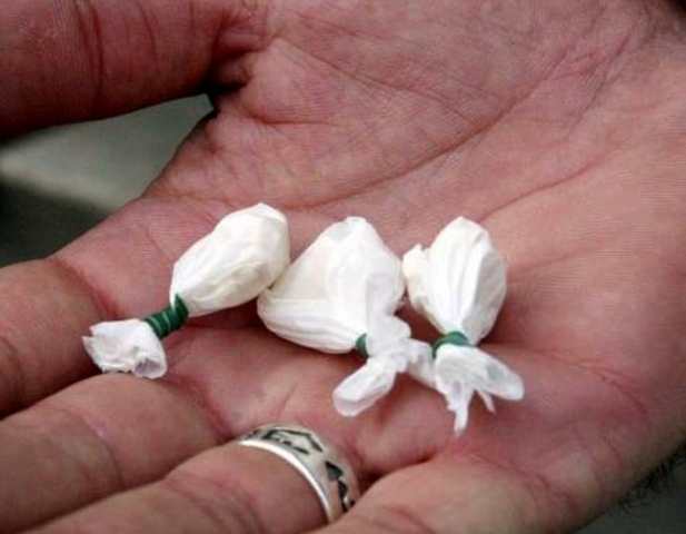 Siracusa, spaccio di droga in via Italia 103: denunciato 25enne
