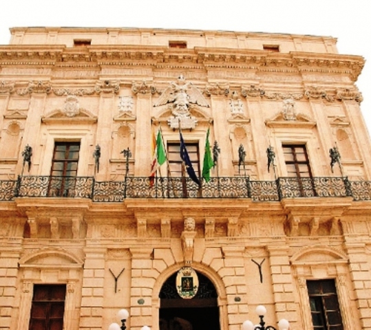 Siracusa, bilancio comunale: il M5s chiede streaming durante incontro con assessore lo Iacono
