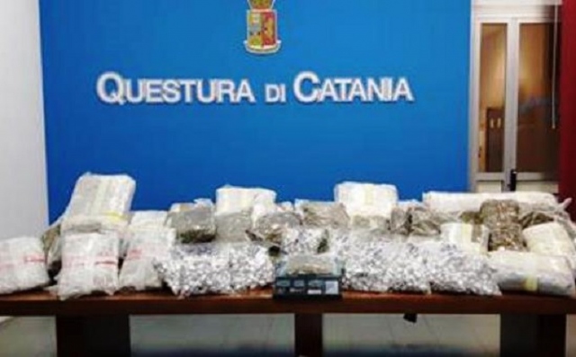 Catania, nascondevano in garage 100 chili di marijuana: arrestati 2 fratelli