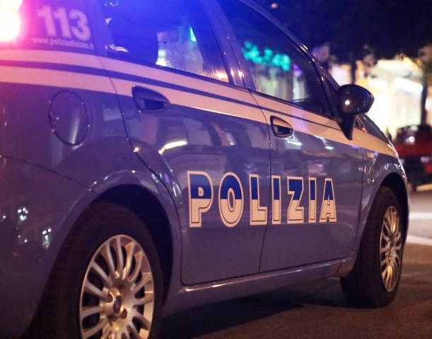 Siracusa, tenta di rubare il denaro dalla cassa di un bar: fermato