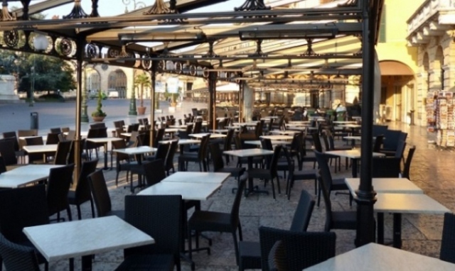 Siracusa, tassazione suolo pubblico: Confcommercio minaccia una class action