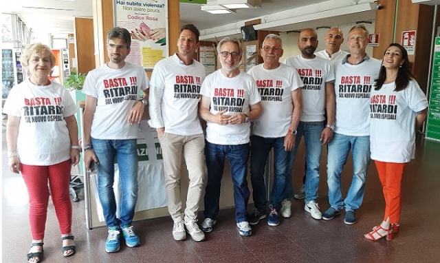Siracusa, stop all'occupazione dell'Umberto I°: Razza incontra il sindaco