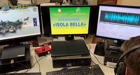 Blitz antimafia, 31 arresti nel clan Cintorrino