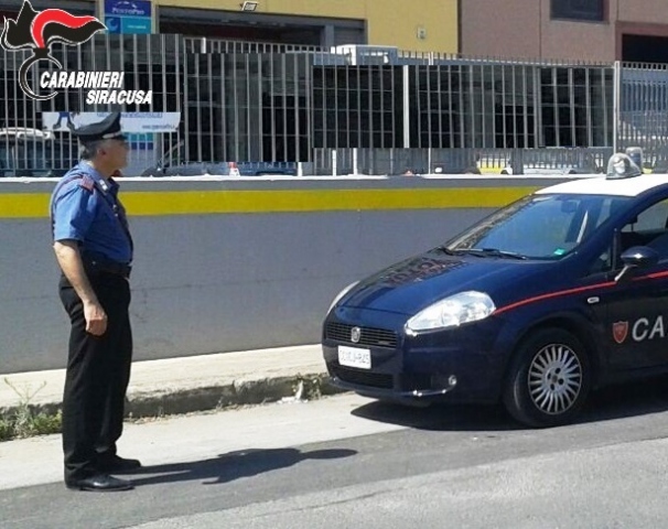 Augusta, tentato furto in un supermercato: arrestato 55enne