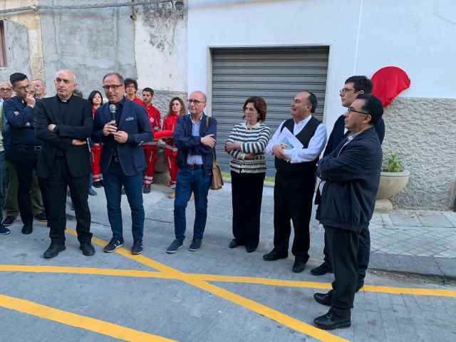 Noto, inaugurata la prima Bottega Solidale: la gestirà la Caritas