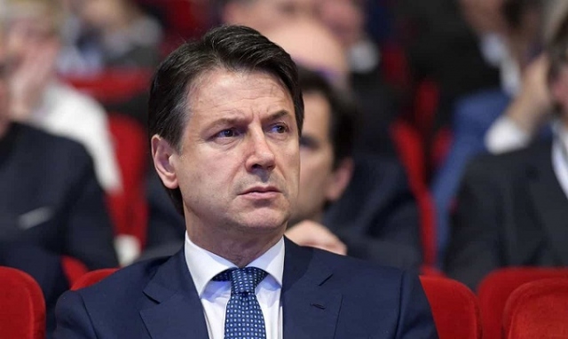 Scontro tra Italia e Ue sui conti. Conte: "Negoziato complesso"