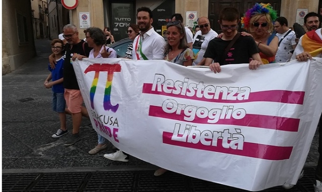 Siracusa Pride 2019, un corteo arcobaleno colora la città