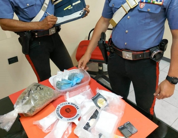 Siracusa, oltre un chilo e mezzo di droga tra cocaina e marijuana: arrestati in tre