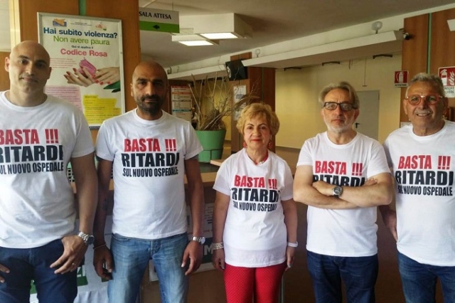 Siracusa, sciopero della fame e occupazione dell'Umberto I per Vinciullo, Castagnino e Basile: "Risposte certe sul nuovo ospedale"