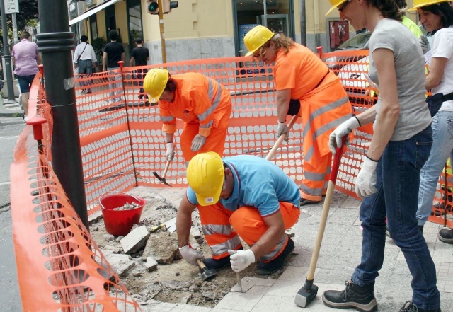 Avola, avviati i cantieri di servizio: il sindaco "Un’opportunità"