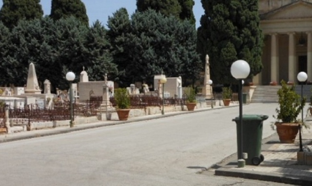 Siracusa, monta la polemica sul rinnovo della concessione dei loculi: si dovrà pagare un canone di 600 euro per altri 25 anni