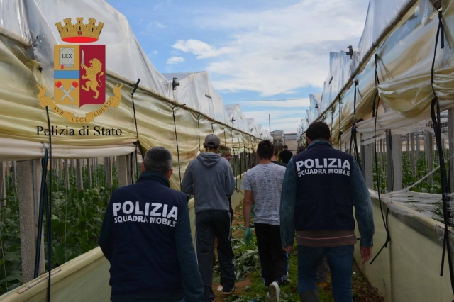 Vittoria, 63enne arrestato per caporalato