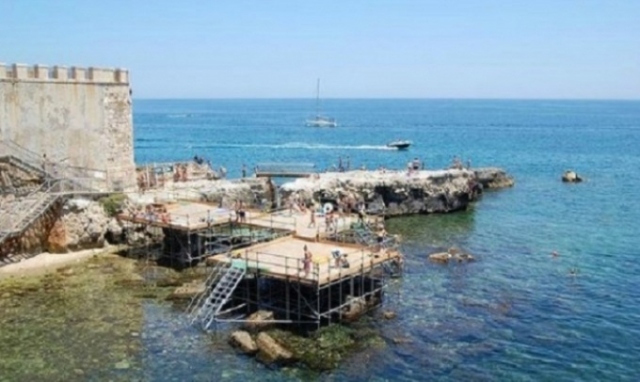 Siracusa, in arrivo i 4 solarium pubblici, ma da luglio in poi