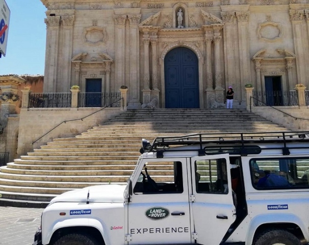 Land Rover Experience sceglie Palazzolo Acreide per la pubblicità