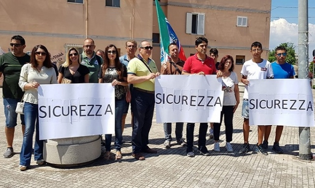 Siracusa, sit in di Fratelli d'Italia in via Antonello da Messina