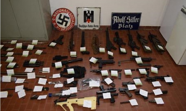 Armi da guerra sequestrate in varie città del nord Italia a estremisti di destra