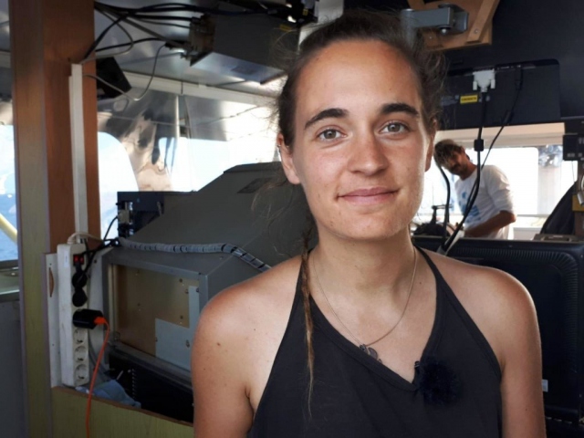 Siracusa, caso Sea Watch: manifestazione contro Carola Rackete