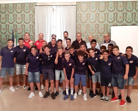 Siracusa, il sindaco Italia riceve le formazioni under 13 e under 15 maschili della Pallamano Aretusa