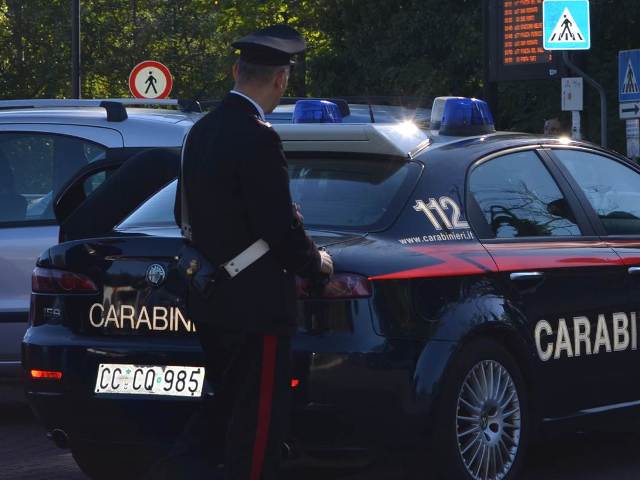 Noto, intimidazione a vittime per ottenere denaro e gioielli: arrestati tre caminanti