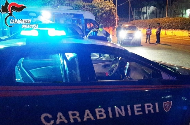 Siracusa, controlli su strada a Fontane Bianche: al setaccio 165 persone e 112 veicoli
