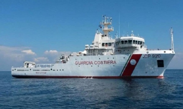 Siracusa, la Procura apre un fascicolo su nave Gregoretti ferma al pontile Nato di Augusta