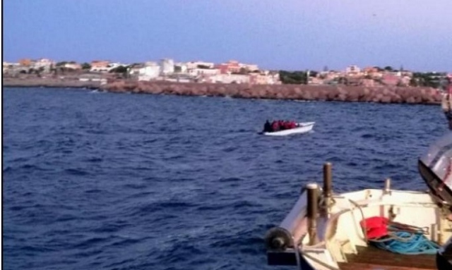 Lampedusa, ancora due mini sbarchi