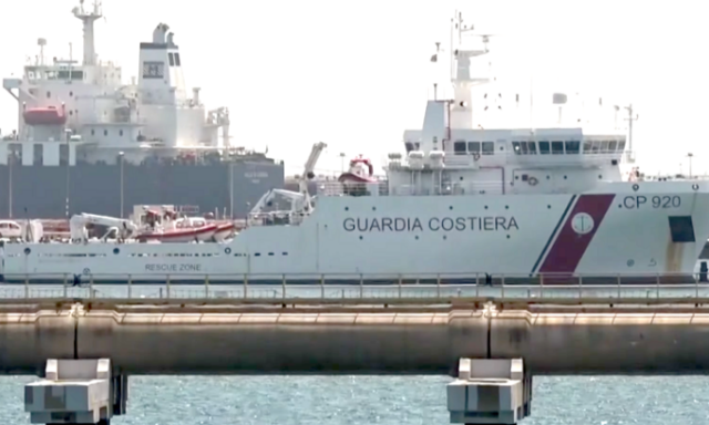 Augusta, caso Gregoretti: su nave 29 malati, di cui 2 gravi