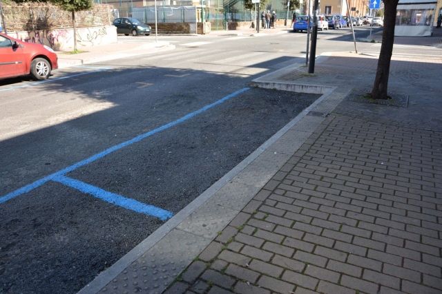 Siracusa, aumenti a strisce blu: il no di Fratelli d'Italia