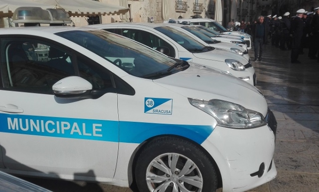 Siracusa, 15 sanzioni per esercizio abusivo di guida turistica