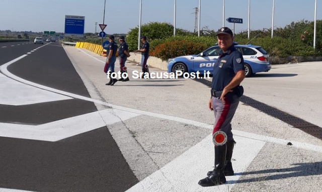 Siracusa, Ferragosto sicuro: partiti i controlli straordinari della Polizia stradale. VIDEOINTERVISTA