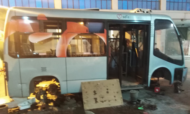 Siracusa, Ficara-Burgio su Go bike e navette: "Centinaia di bici abbandonate e bus smontati in deposito"