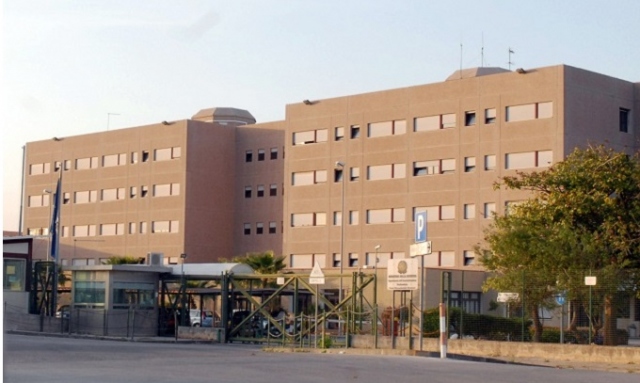 Siracusa, vìola ripetutamente i domiciliari e finisce in carcere