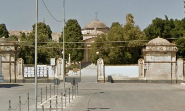 Siracusa, rinnovo dei loculi cimitero: c'è tempo fino al 23 settembre per il rinnovo, poi lo "sfratto"