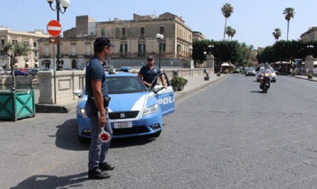 Siracusa, Estate sicura: i controlli della Polizia di Stato in Ortigia