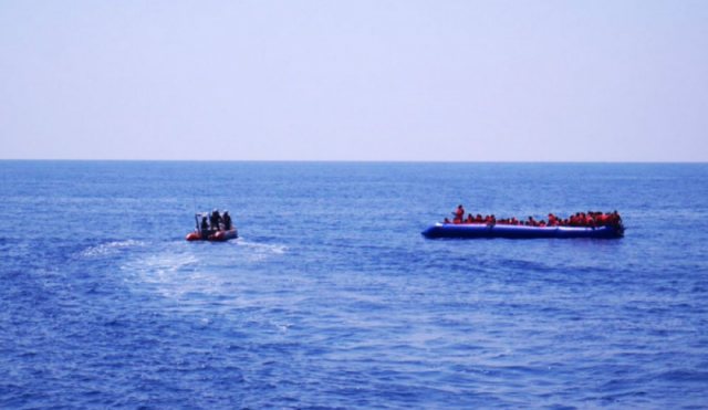 img800-lifeline-salva-101-migranti--la-guardia-costiera-libica-ci-minacciava-147340