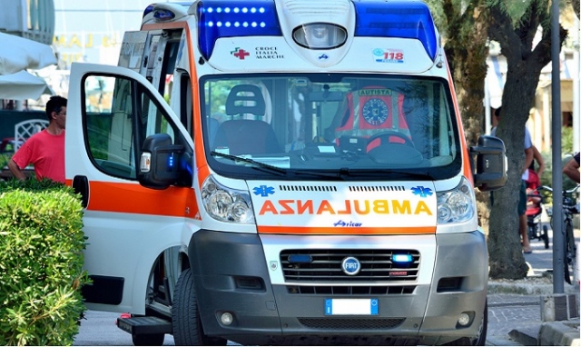 Siracusa, Fontane Bianche: bagnante 86enne muore per un malore