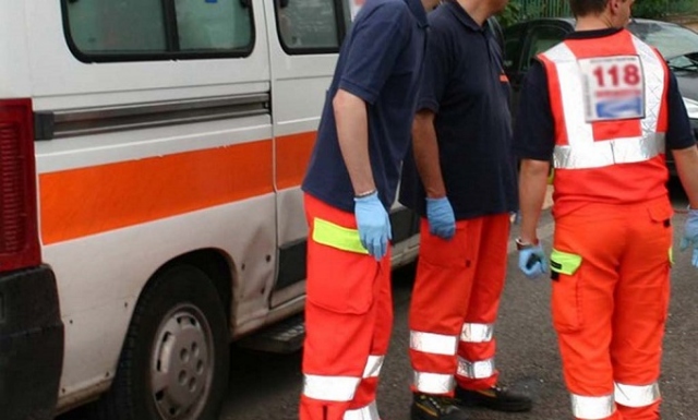 Palazzolo Acreide, imprenditore si toglie la vota impiccandosi