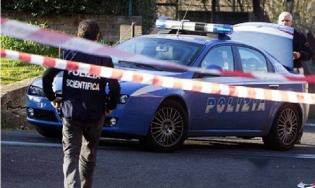 Siracusa, il cadavere di un clochard nei portici di un complesso residenziale