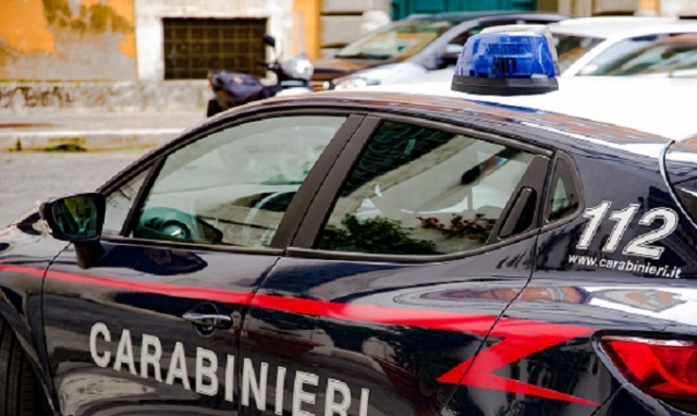 Messina, 25enne gambizzato davanti casa